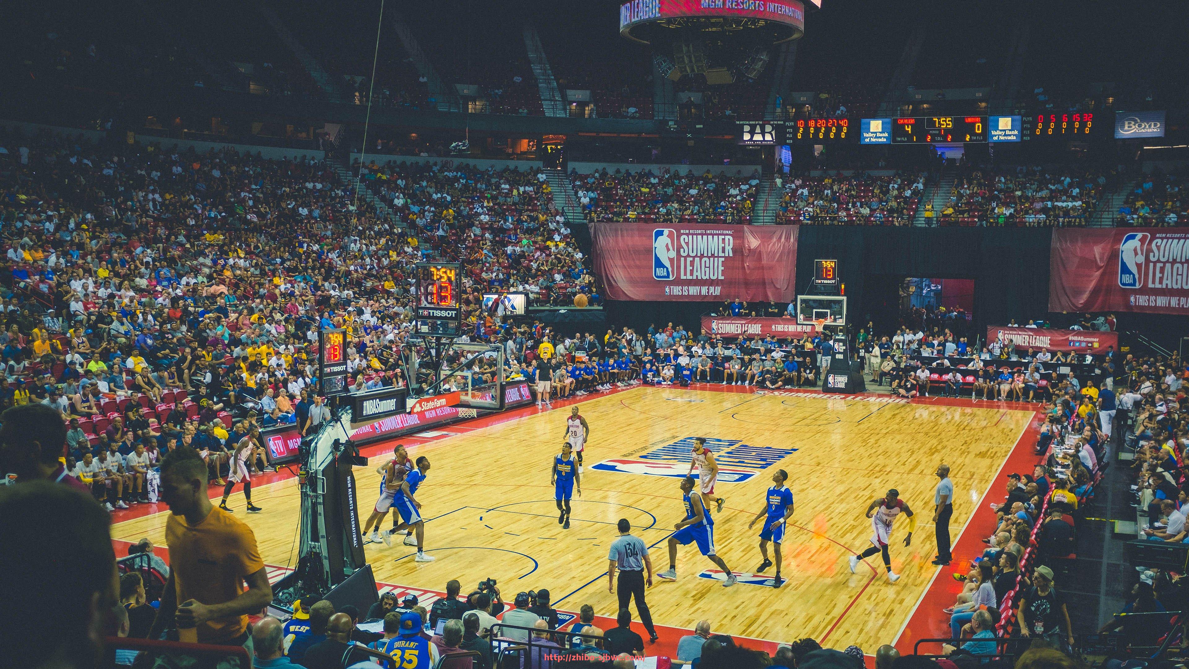 世俱杯直播-世俱杯换人战术对比分变化的影响分析